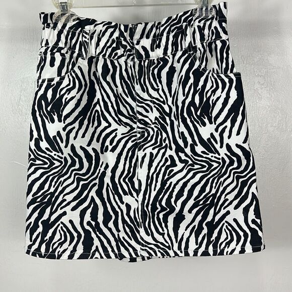 Bar III White And Black Zebra Print Mini Skirt Size 4 - Picture 1 of 10